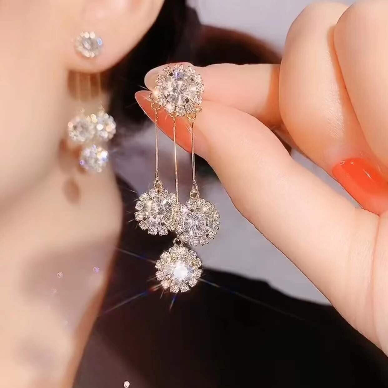 ✨ELEGANCKIE I SKROMNE KOLCZYKI W KSZTAŁCIE PŁATKÓW KWIATÓW Z OKRĄGŁYMI CYRKONIAMI
