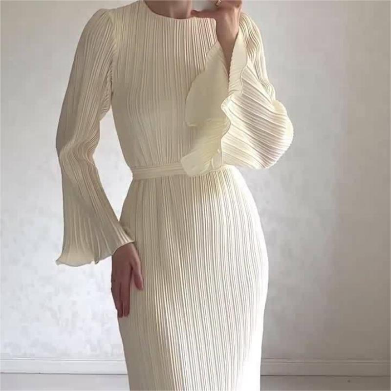 💕Nowa Elegancka Sukienka z Rozkloszowanymi Rękawami✨