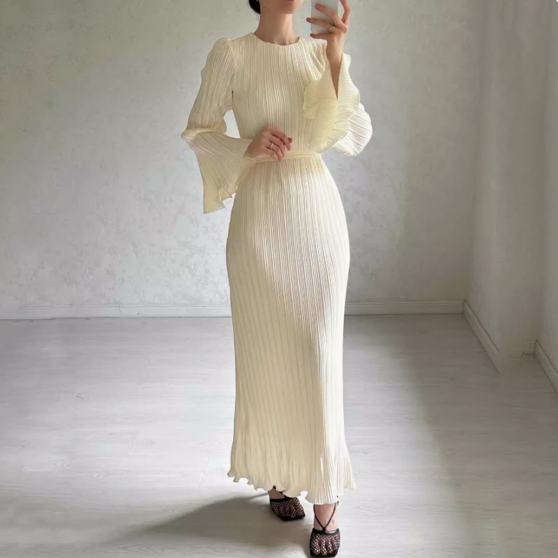 💕Nowa Elegancka Sukienka z Rozkloszowanymi Rękawami✨