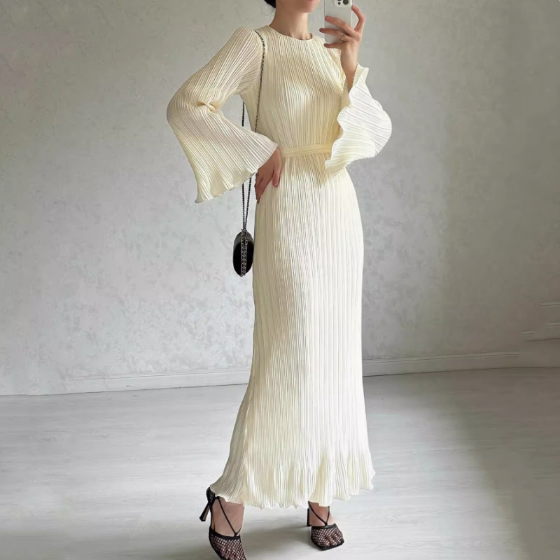 💕Nowa Elegancka Sukienka z Rozkloszowanymi Rękawami✨