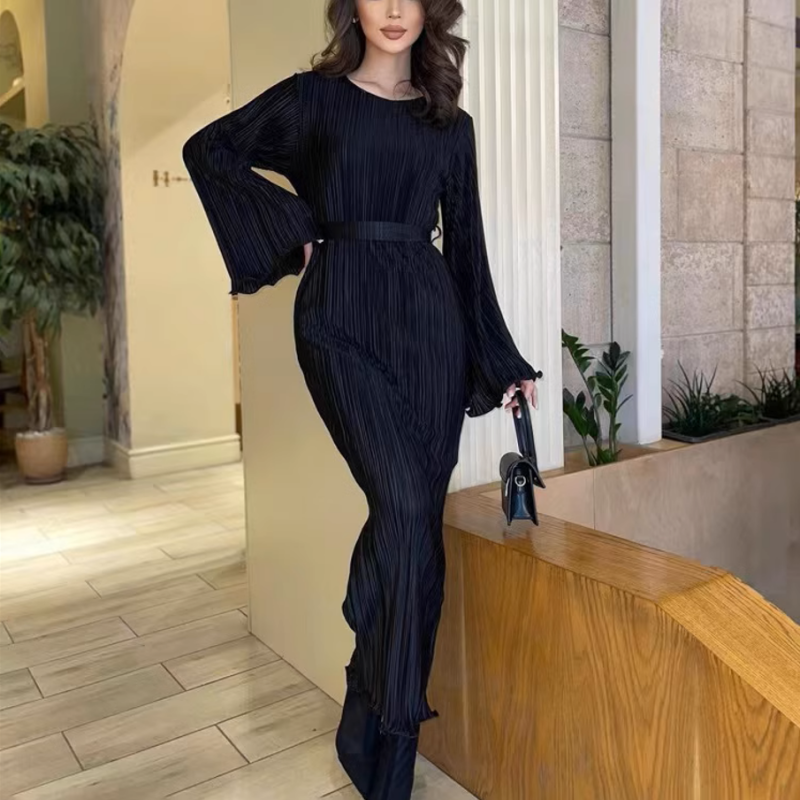 💕Nowa Elegancka Sukienka z Rozkloszowanymi Rękawami✨