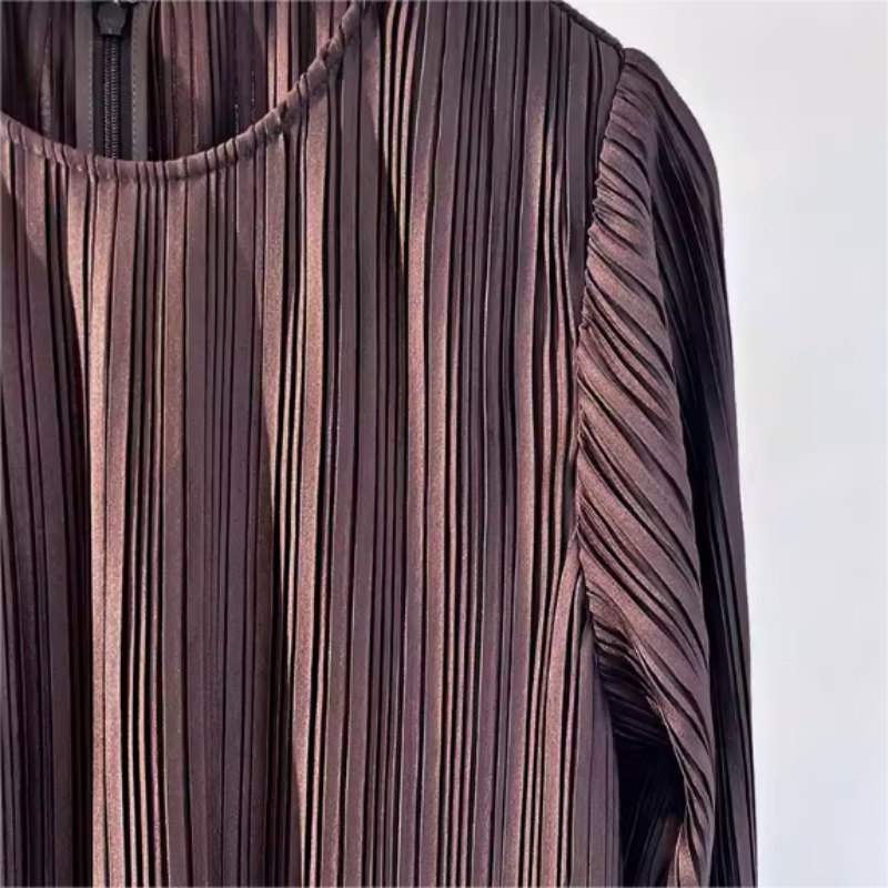 💕Nowa Elegancka Sukienka z Rozkloszowanymi Rękawami✨
