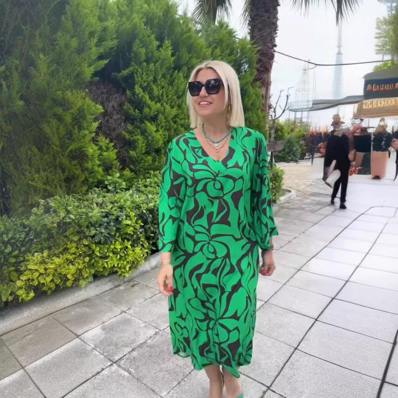 🌷Elegancka sukienka z nadrukiem dla kobiet plus size🌟