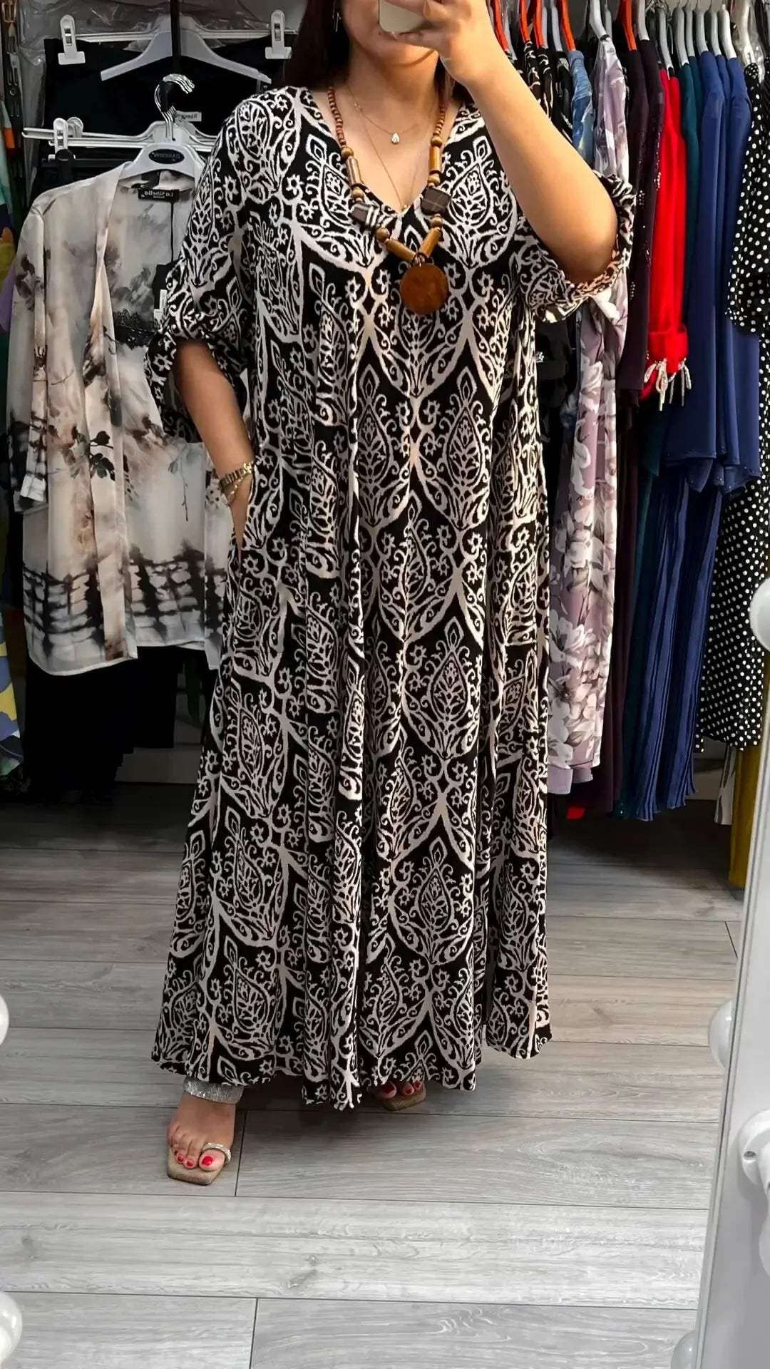 👗MODNA SUKIENKA Z NADRUKIEM