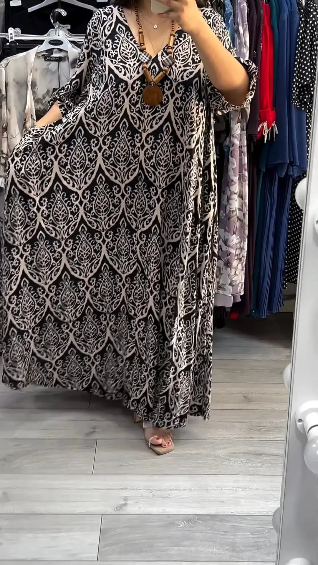 👗MODNA SUKIENKA Z NADRUKIEM