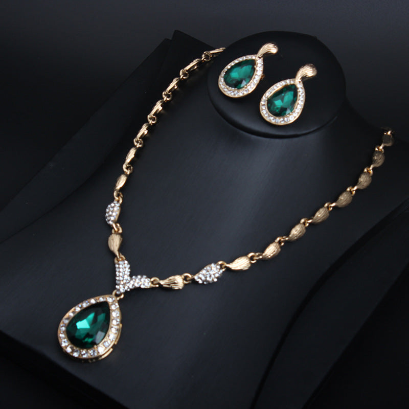 ✨ ZESTAW 4 NASZYJNIKÓW GEMSTONE ELEGANCE
