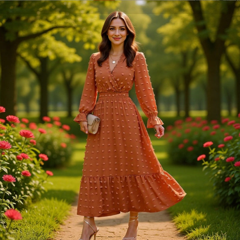 Elegancka sukienka z długim rękawem o kroju litery A