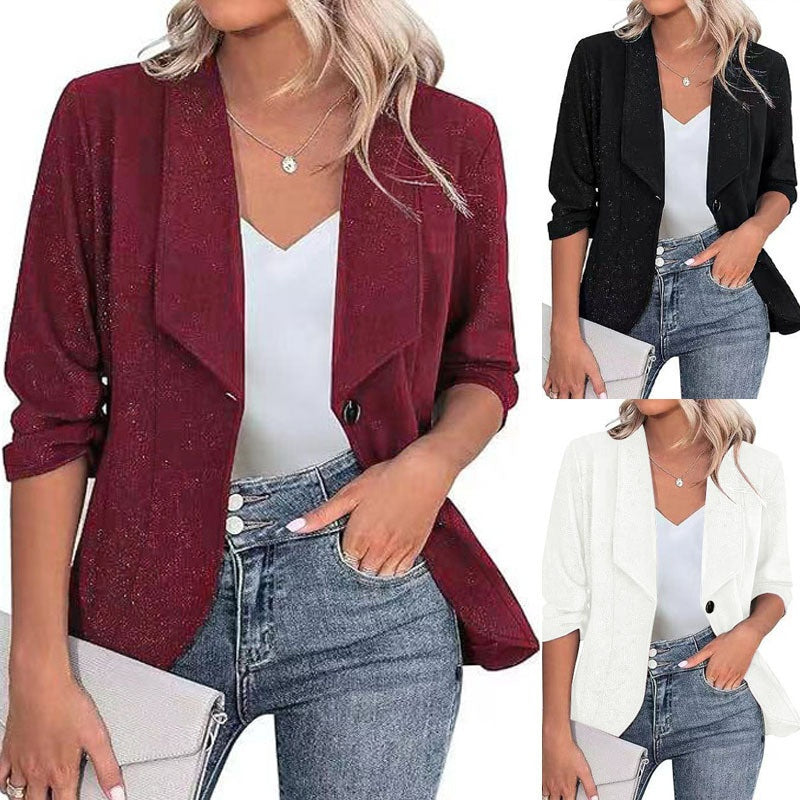 Elegancka marynarka z klapami z solidnym wycięciem