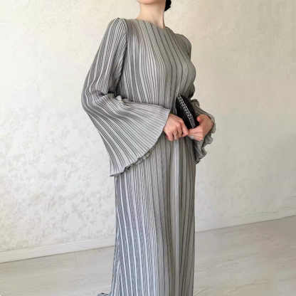 💕Nowa Elegancka Sukienka z Rozkloszowanymi Rękawami✨