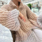 ✨ SWETER Z DZIANINY W JEDNOLITYM KOLORZE Z CEKINAMI