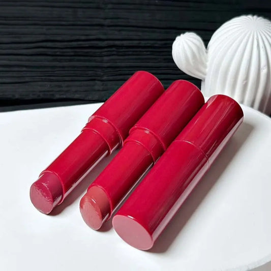💄💋 Lustrzana pomadka o wysokim połysku i gładkiej konsystencji